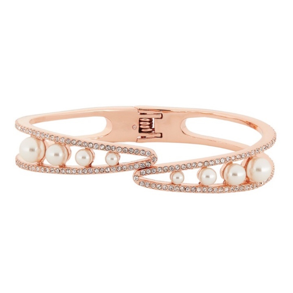 Chloe + Isabel Sparkling Rosé Hinged Bracelet